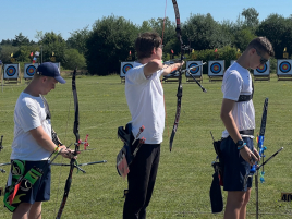 Andras Zavaschi  bei der Bayerischen Meisterschaft im Freien