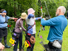 Alina und Sara LM Feld