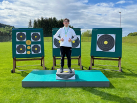 Bezirksmeisterschaft Feld Siegerehrung Jugendklasse Compound