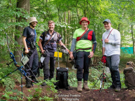 Gruppenbild mit Ben bei der Deutschen Meisterschaft Feldbogen