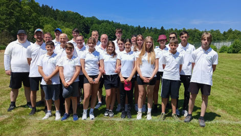 Gruppenbild TSV Natternberg bei der Bezirksmeisterschaft im Freien