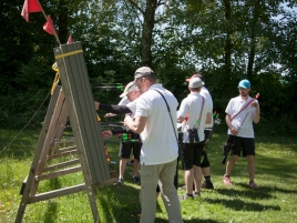 Vereinsmeisterschaft-im-Freien-2018-Pfeile-ziehen